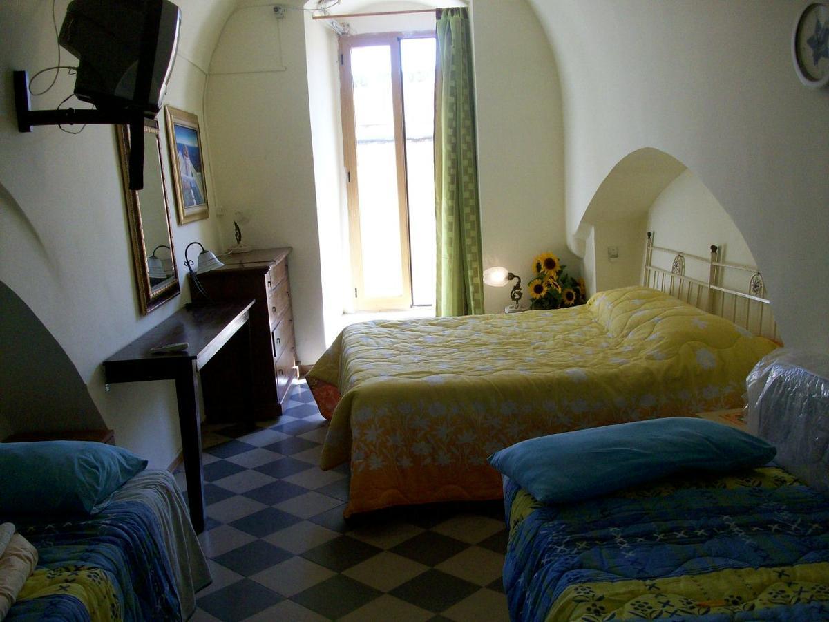 Bed and Breakfast Parking Included Матера Экстерьер фото